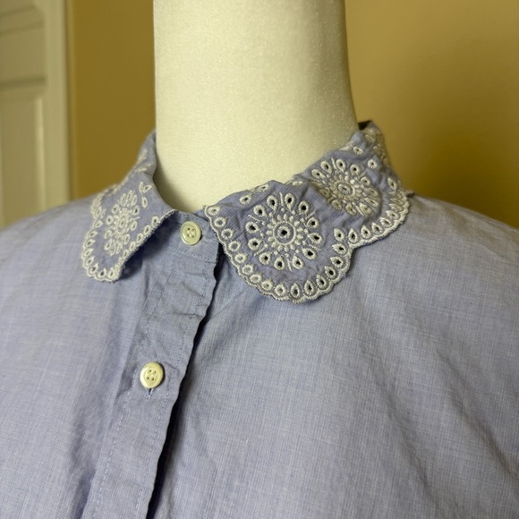 J Crew Perfect Shirt with eyelet Trim Size 8 - Picture 5 of 11